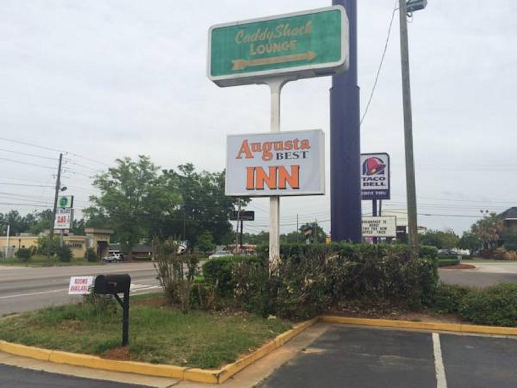 Augusta Best Inn Ngoại thất bức ảnh